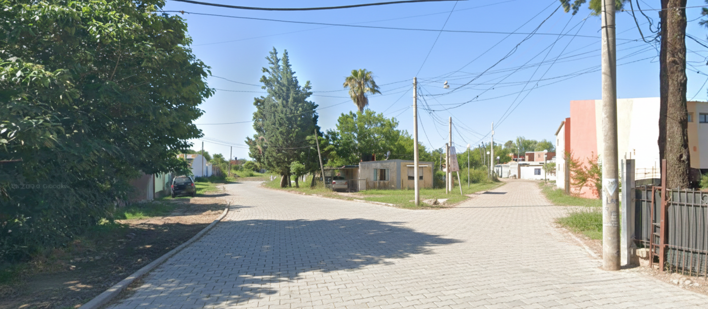 Vista de adoquinado y veredas